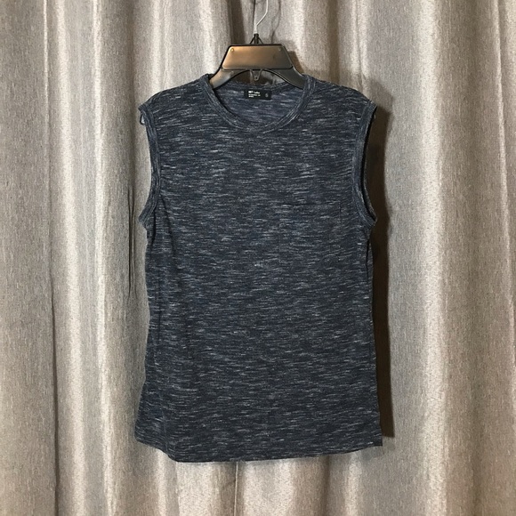 Net Ladies Disrtressed Sleeveless Navy Blue Top - Picture 2 of 5